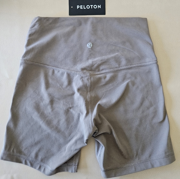 lululemon Align High-Rise Shorts - Picture 13 of 14